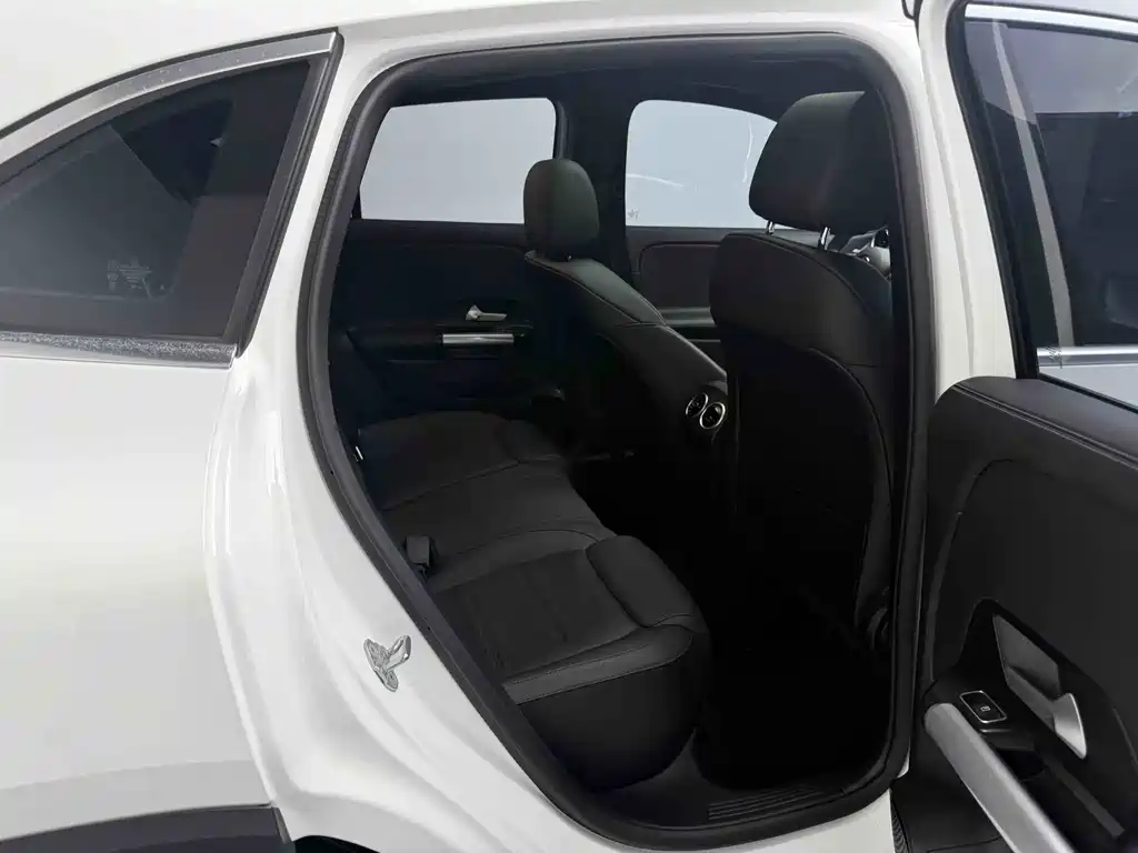 Mercedes-Benz GLA 2023 Facelift GLA 200
