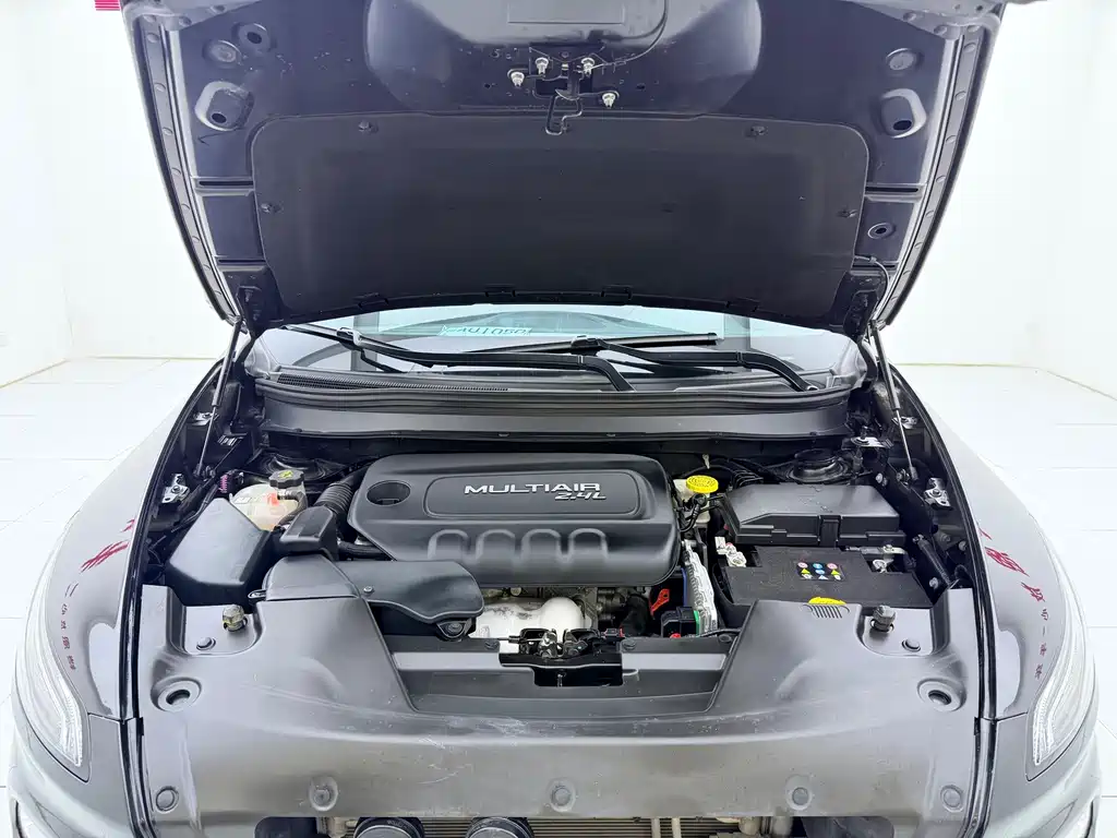 Freedom Light 2017 2.4L Leading Edition