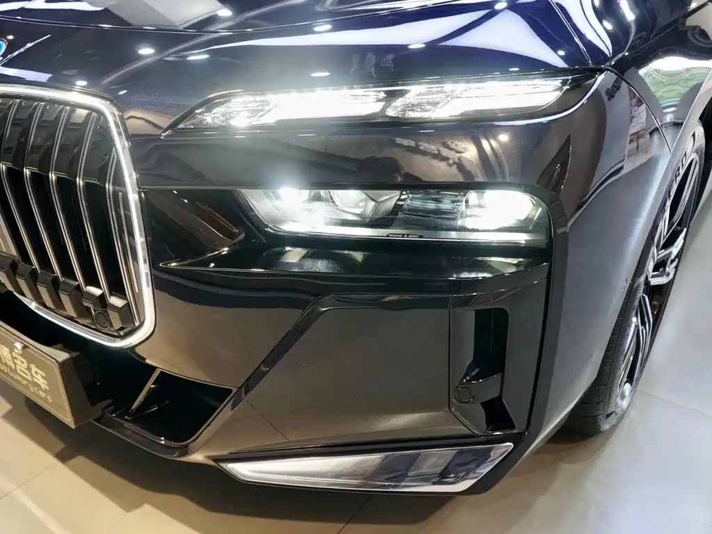 BMW 7 Series 2023 740Li Excellence Edition M Sport Package