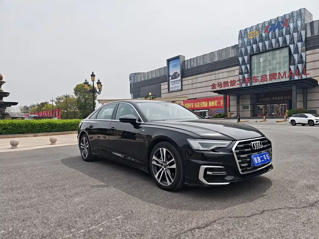Audi A6L 2023 Facelift 40 TFSI Luxury Dynamic Edition