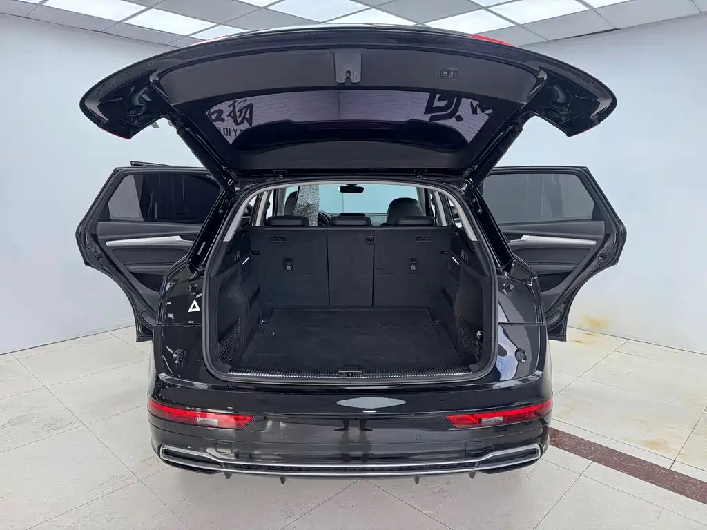 Audi Q5L 2020 45 TFSI Prestige Fashion Edition