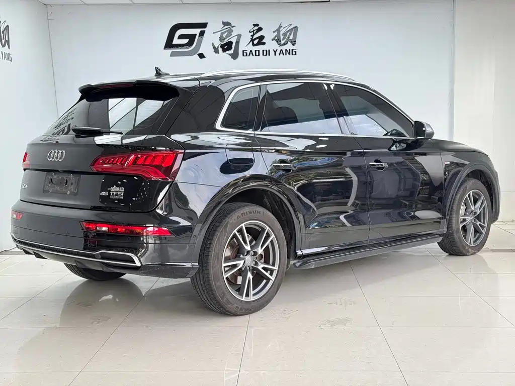 Audi Q5L 2020 45 TFSI Prestige Fashion Edition