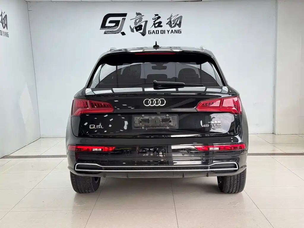 Audi Q5L 2020 45 TFSI Prestige Fashion Edition