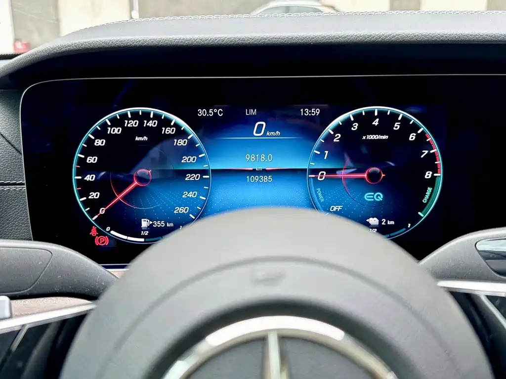Mercedes-Benz E 350 e L Plug-in Hybrid Sedan 2021