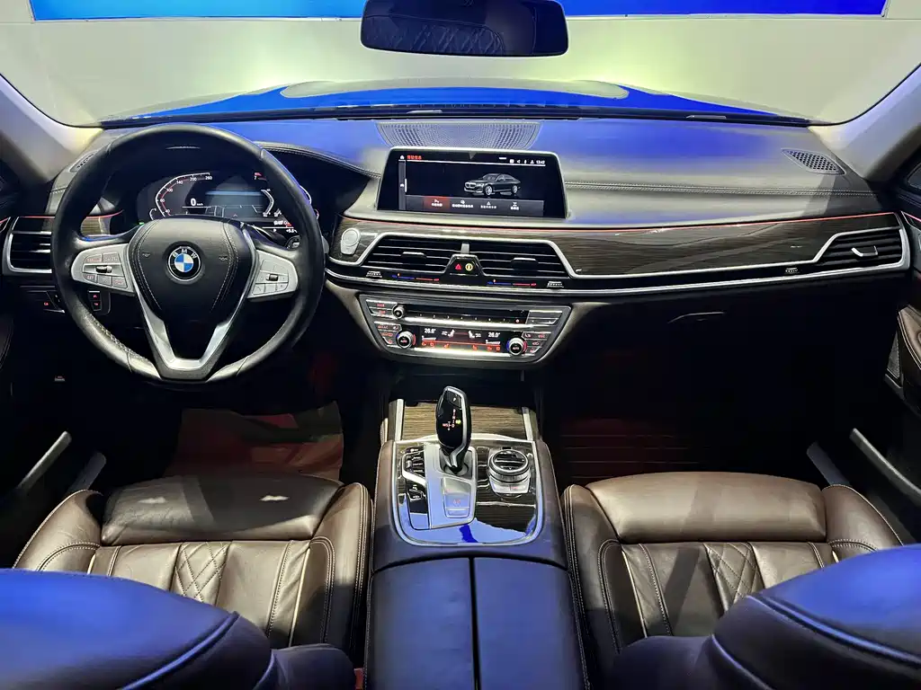 BMW 7 Series 2021 730Li Luxury Package