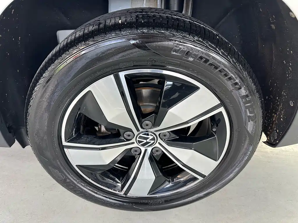 Tou岳 2021 280TSI Two-Wheel Drive Fashion Edition