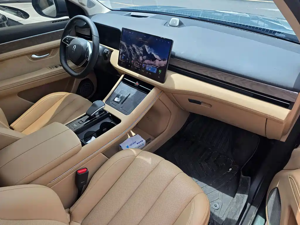 Askun M7 2022 Edition 1.5T Rear-wheel Drive Comfort Version
