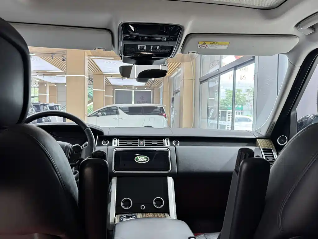 Range Rover 2019 3.0 SC V6 Long Wheelbase Edition