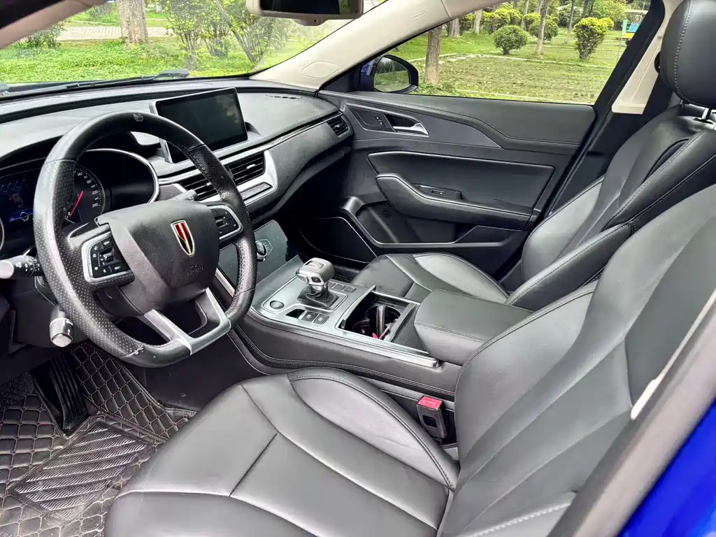 Hongqi H5 2022 Classic Edition Refurbished 1.8T Automatic Smart Link Qi Yun Version