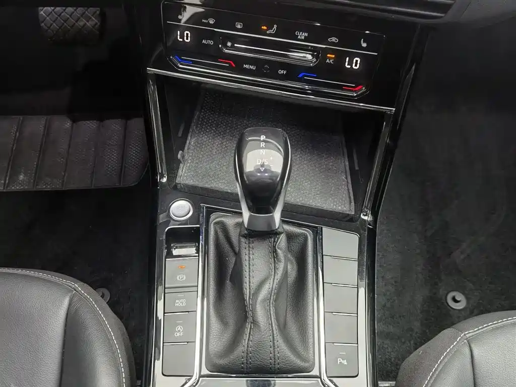 Passat 2023 Edition 330 TSI Elite Edition