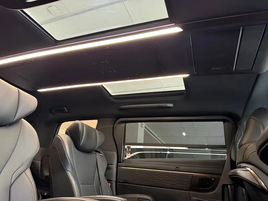 Alphard 2023 model Hybrid 2.5L Premium·Gold Edition