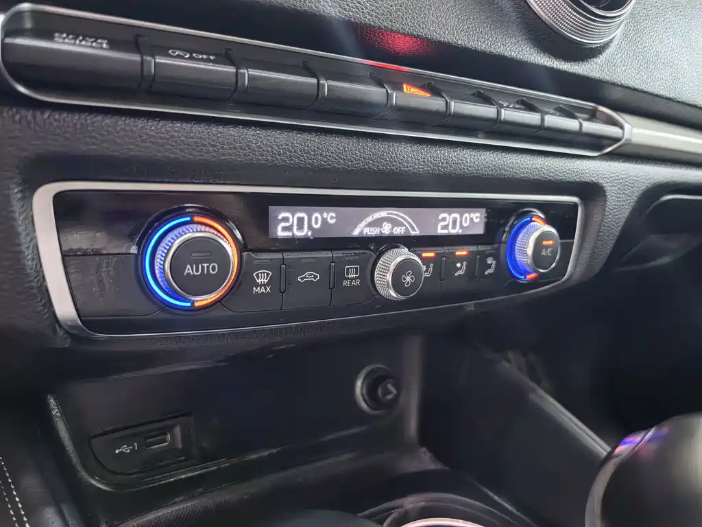 Audi S3 2017 Facelift S3 2.0T Limousine
