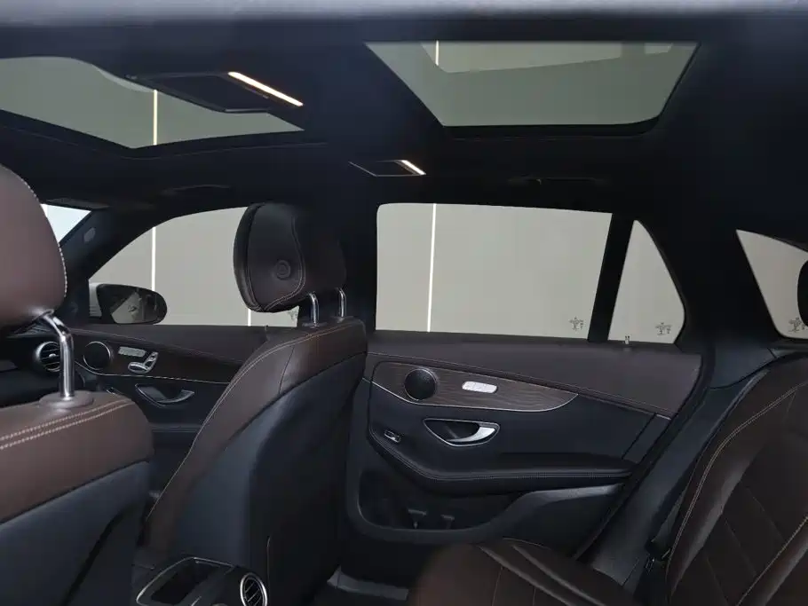 Mercedes-Benz GLC 2021 GLC 260 L 4MATIC Luxury Edition