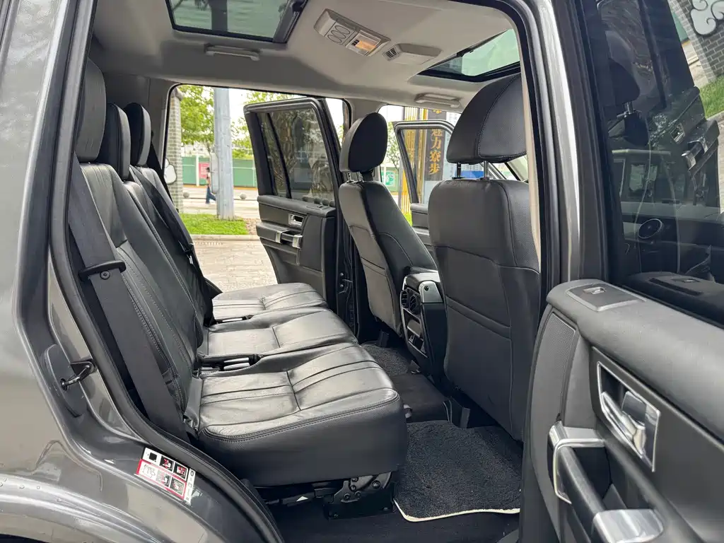 Discovery 2015 3.0 SC V6 SE