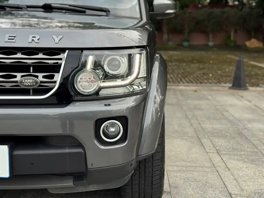 Discovery 2015 3.0 SC V6 SE