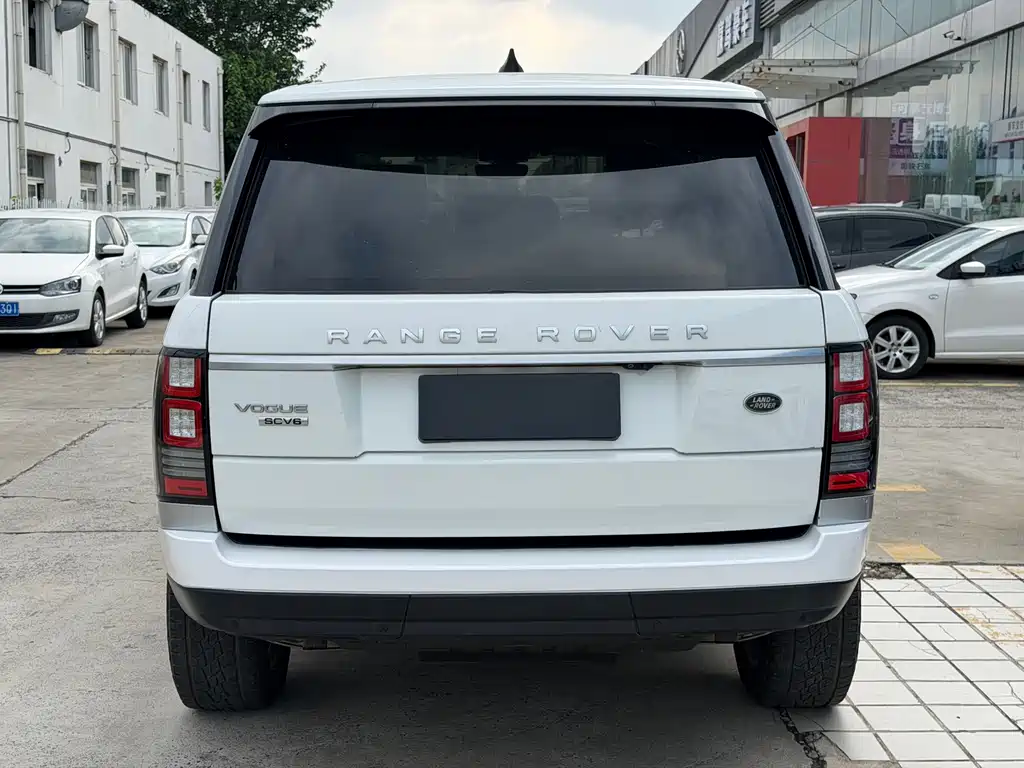 Range Rover 2017 3.0 SC V6 Vogue Extended Edition