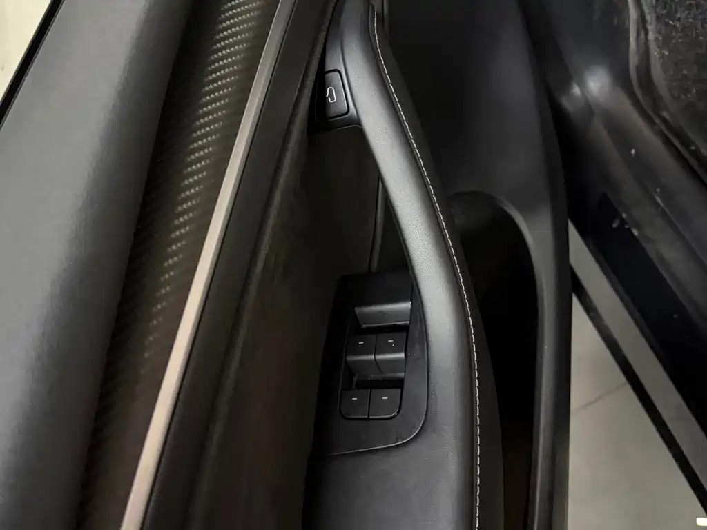 Model Y 2022 Performance All-Wheel Drive
