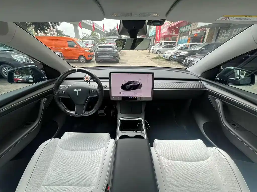 Model Y 2022 Performance All-Wheel Drive