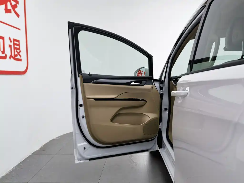 Buick GL8 2025 Limited Edition Executive Coach DG-YZ Version