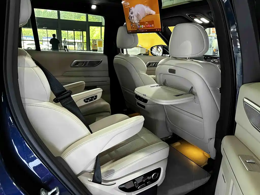 Shenlan S09 2025 Edition Four-Wheel Drive Ultra+ High-End Version