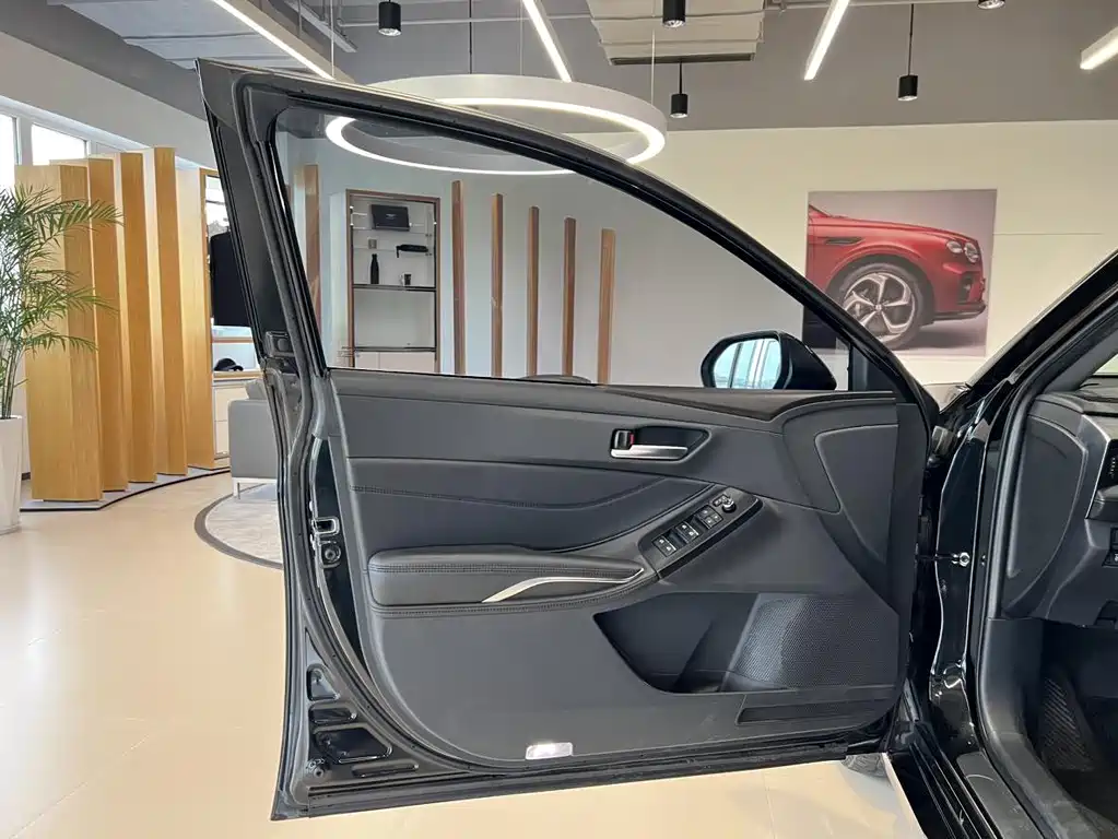 Asia Dragon 2023 2.5L Luxury Edition