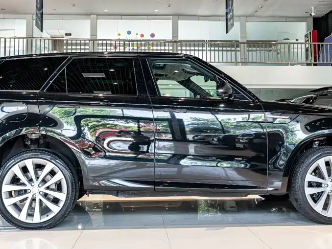 Range Rover Sport P510e Plug-in Hybrid First Edition 2023