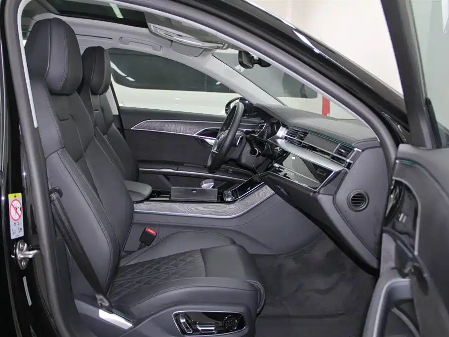 Audi A8 2023 model A8L 50 TFSI quattro Premium Selection