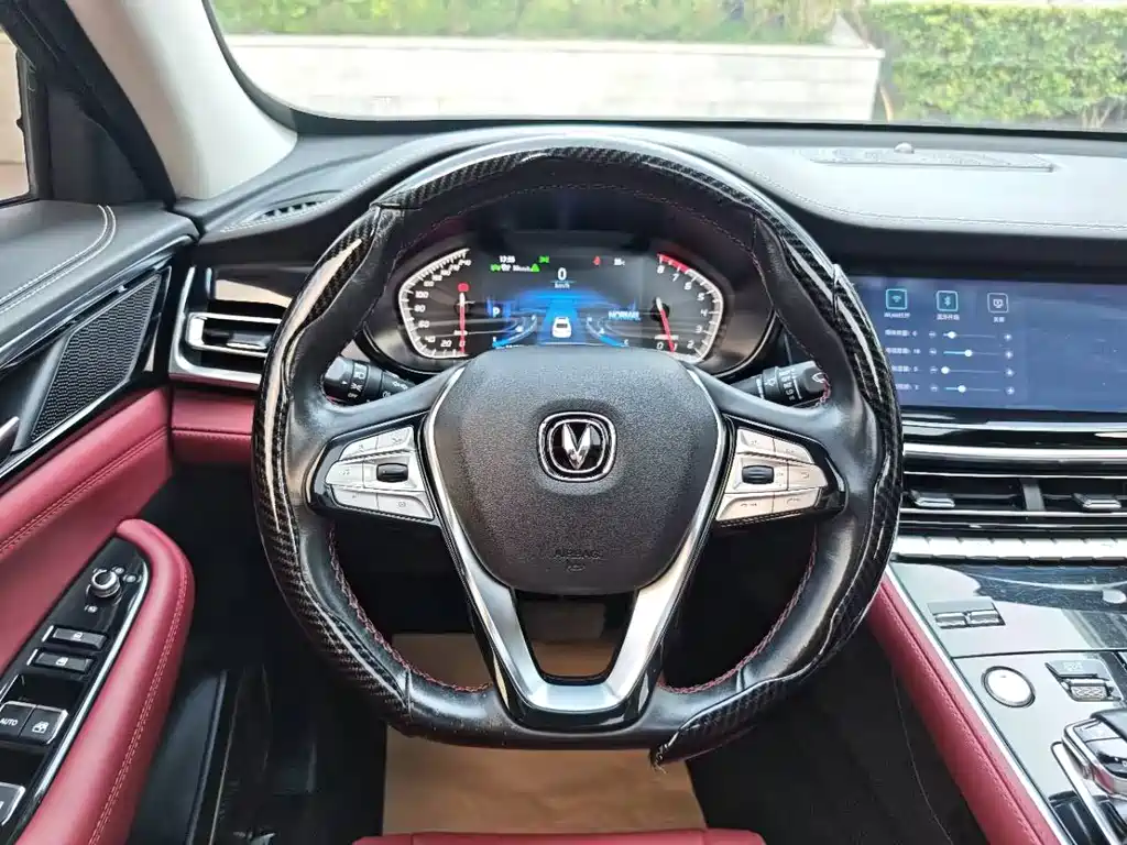 Chang'an CS85 COUPE 2019 2.0T Automatic Premium Version National V
