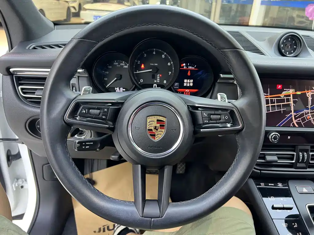 Macan 2023 2.0T