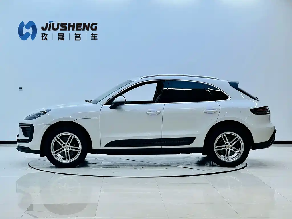 Macan 2023 2.0T