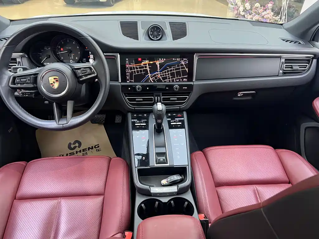 Macan 2023 2.0T
