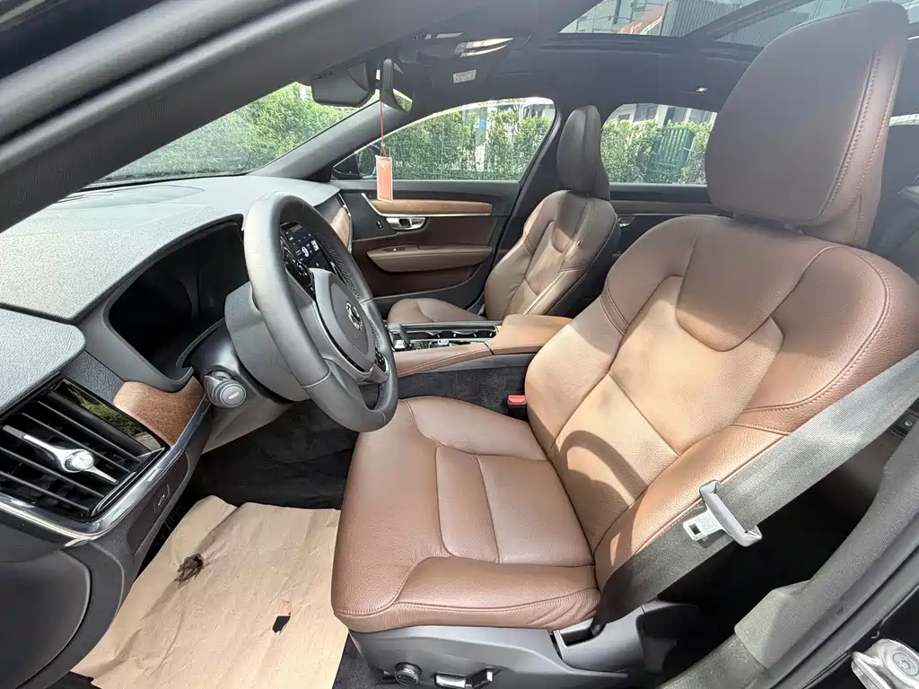 Volvo S90 2023 B5 Intelligent Luxury Edition