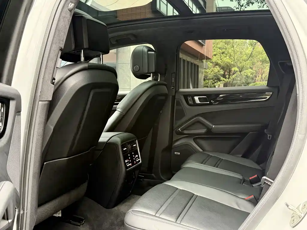 Cayenne New Energy 2021 Model Cayenne E-Hybrid 2.0T