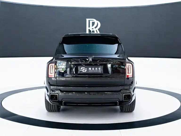 Rolls-Royce Phantom 2024 Black Badge