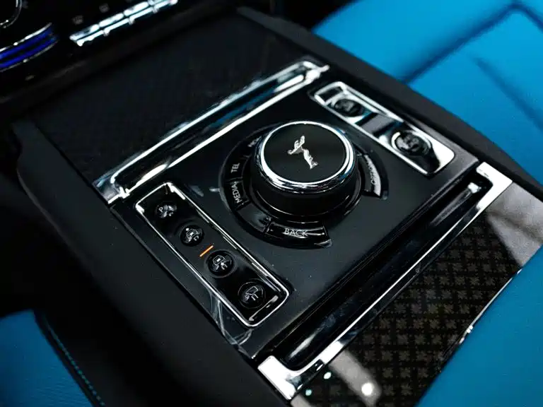 Rolls-Royce Phantom 2024 Black Badge