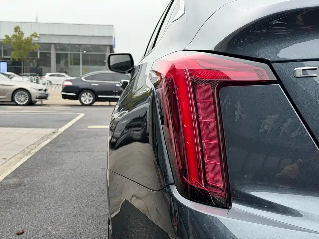 Cadillac CT5 2021 Model Year Restyled 28T Luxury Edition