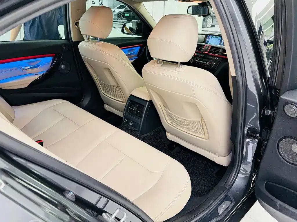 BMW 3 Series 2015 320i Active Tourer Sport Design Package