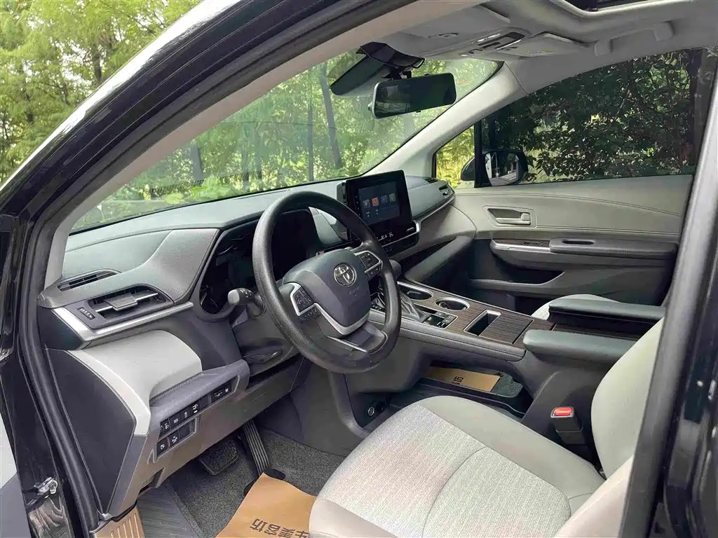 Sienna 2021 2.5L Hybrid Comfort Edition