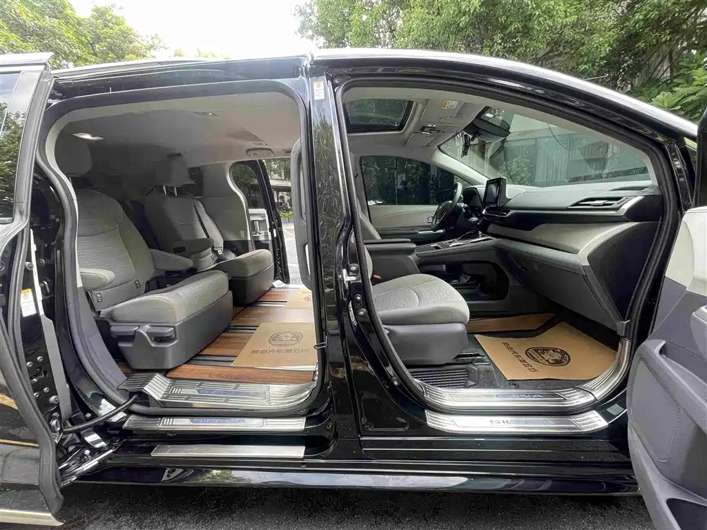 Sienna 2021 2.5L Hybrid Comfort Edition