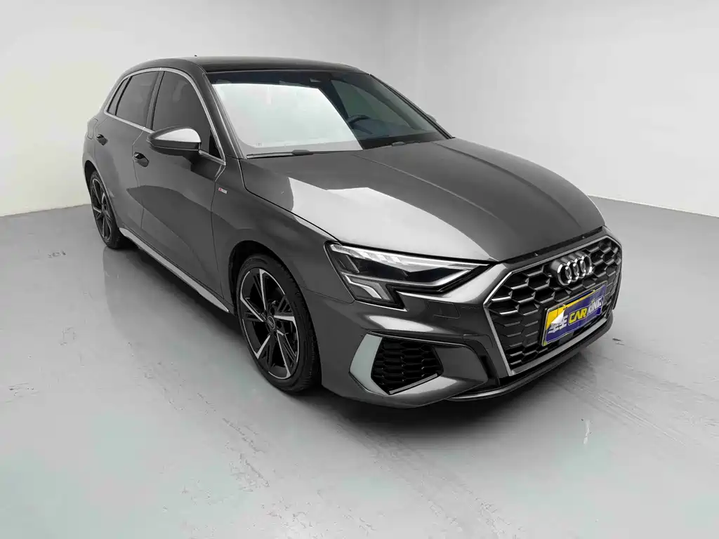 Audi A3 2024 Sportback 35 TFSI Fashion Sport Edition