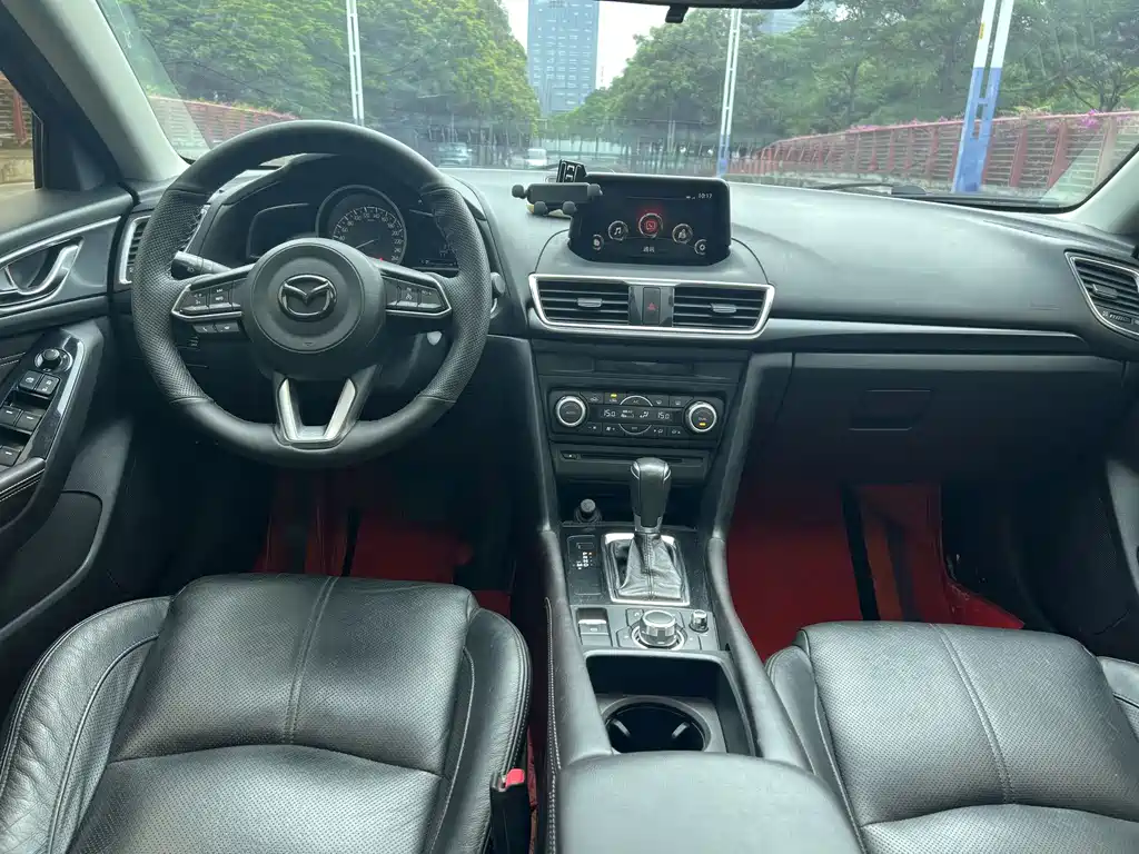 Mazda 3 Atenza 2017 3-door 2.0L automatic premium model National V