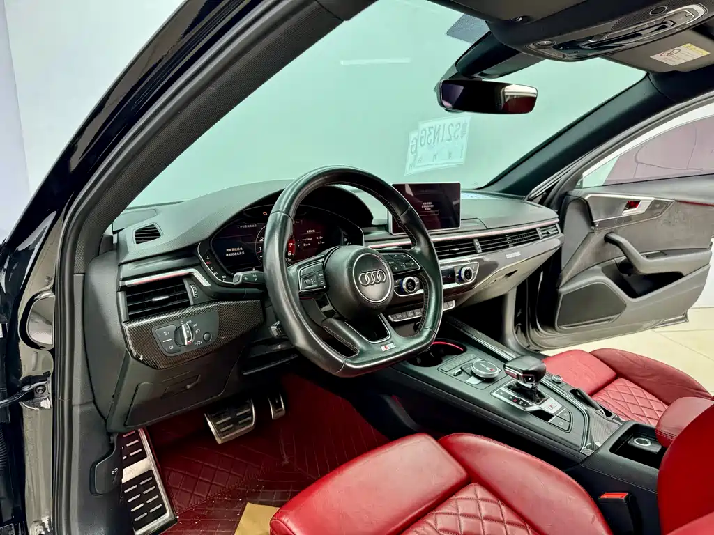 Audi S4 2018 model S4 3.0 TFSI