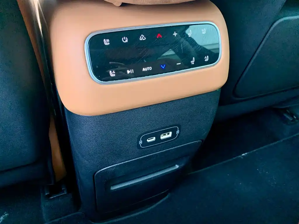 Zero跑 C16 2026 Edition Extended Range 280 LiDAR Smart尊 Version 6-seat