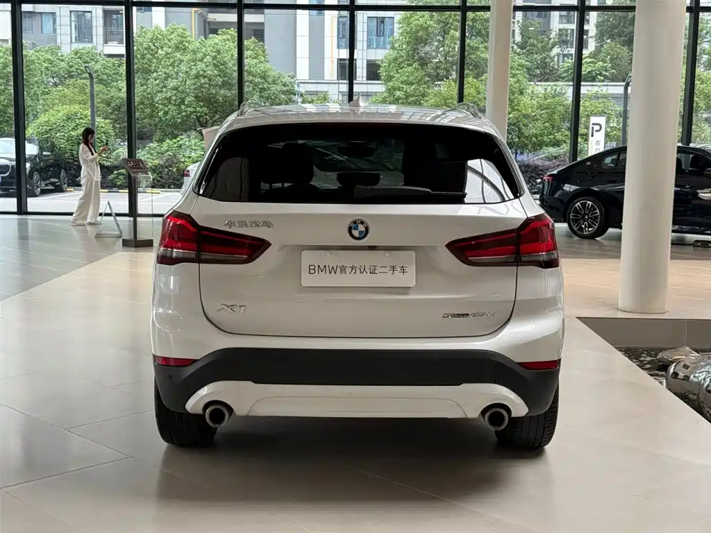 BMW X1 2022 sDrive25Li Leading Edition