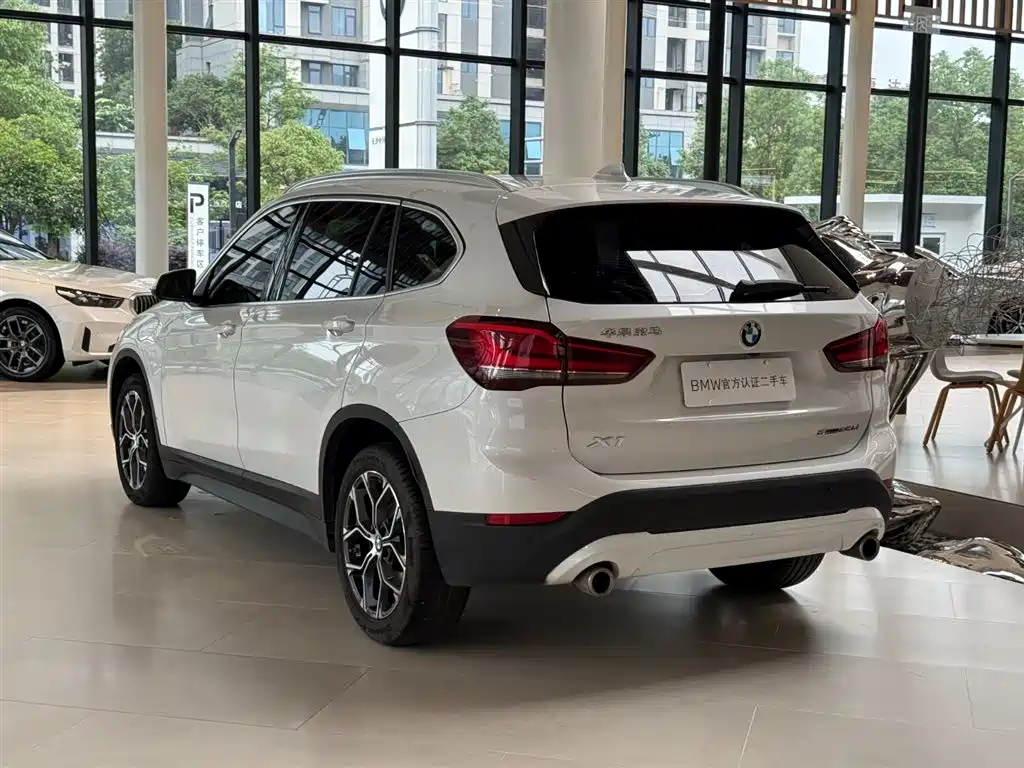 BMW X1 2022 sDrive25Li Leading Edition