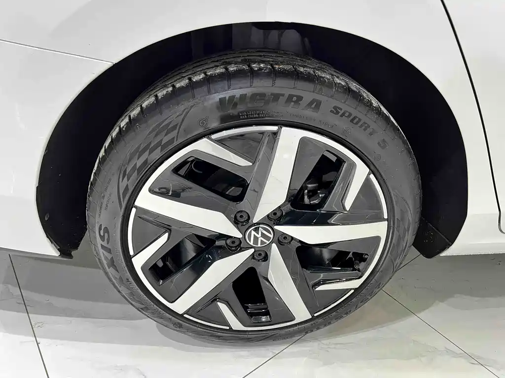 Lingtu 2022 Lingtu L 280TSI DSG Cool Version