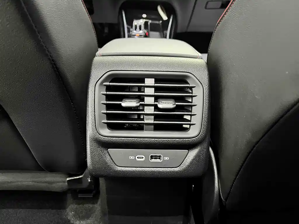 Lingtu 2022 Lingtu L 280TSI DSG Cool Version