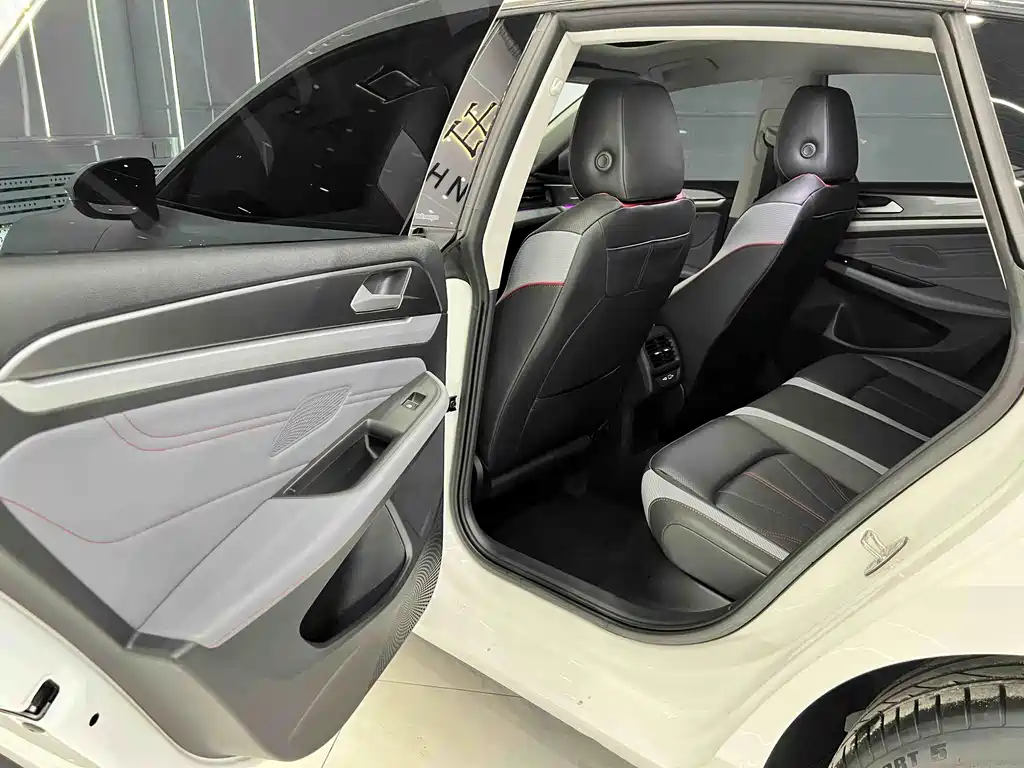 Lingtu 2022 Lingtu L 280TSI DSG Cool Version