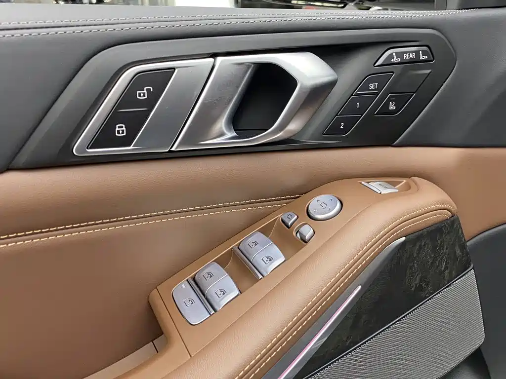 BMW X7 2023 xDrive40i Luxury Edition M Sport Package