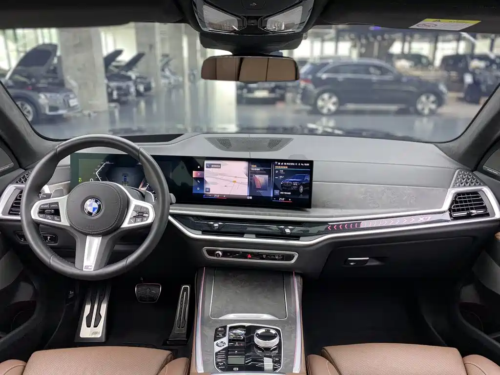 BMW X7 2023 xDrive40i Luxury Edition M Sport Package